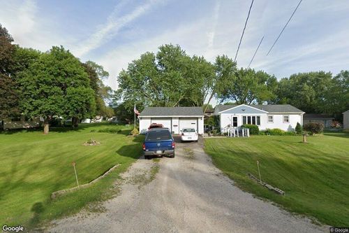 420 Crestridge Dr, Waterloo, IA, 50702-4629 | Card Image