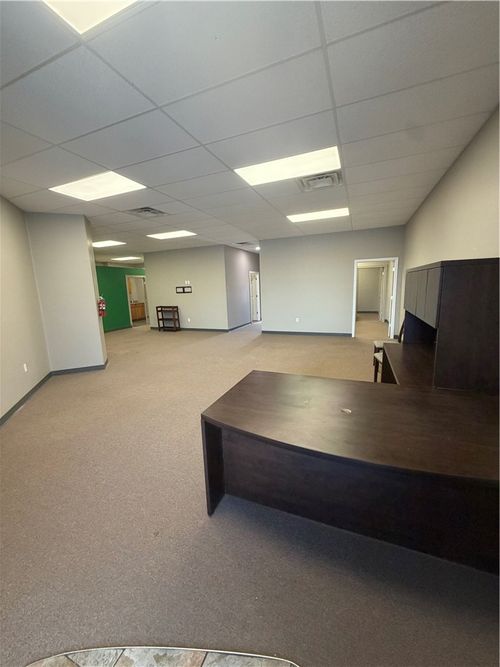 c-2115 Main Dr, Fayetteville, AR, 72704-5283 | Card Image