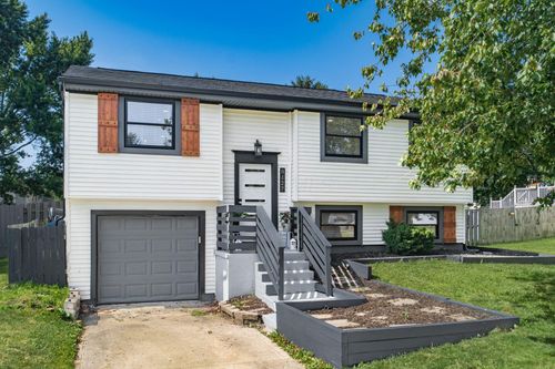 8127 Maugham Dr, Reynoldsburg, OH, 43068-1349 | Card Image