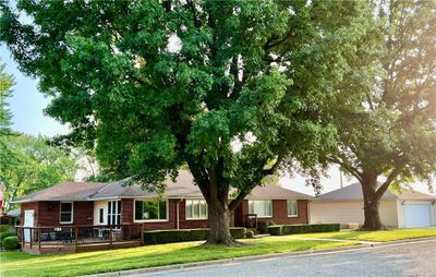 300 E 13th Street, House other with 3 bedrooms, 2 bathrooms and null parking in Higginsville MO | Image 1