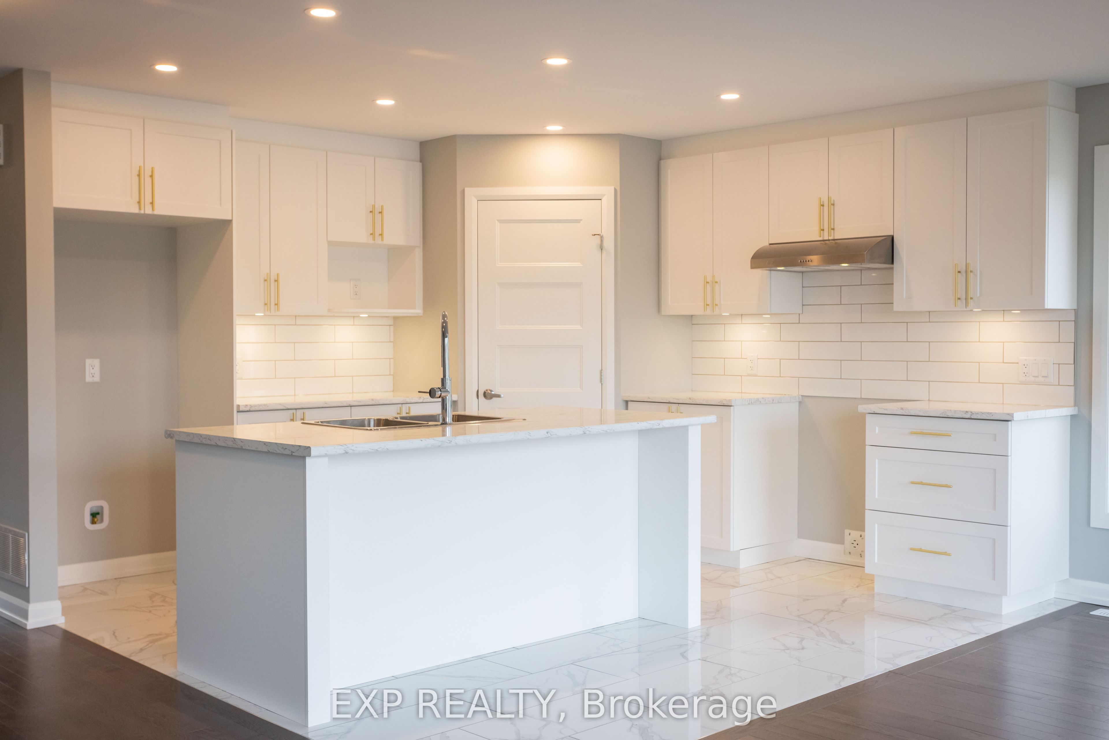 Residential in Alfred and Plantagenet 5