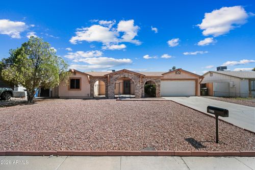 8047 W Meadowbrook Avenue, Phoenix, AZ, 85033 | Card Image