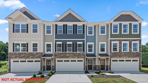 45-1356 Doe Ridge Ave, Columbus, OH, 43085 | Card Image