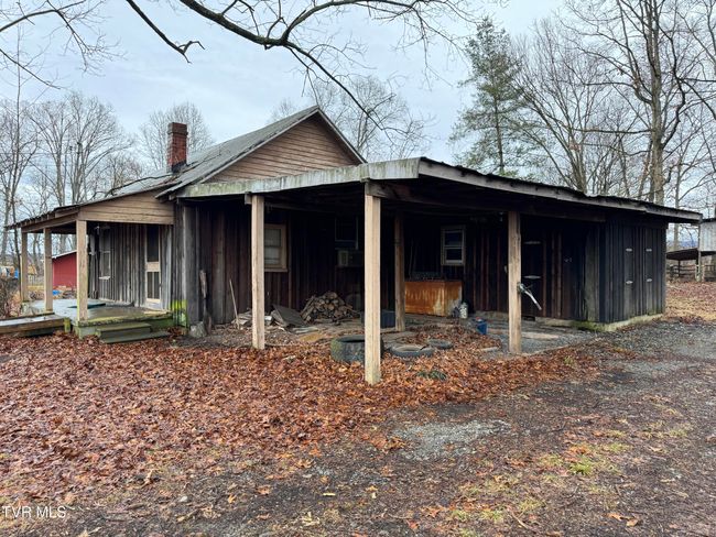 138 Berry Ridge Rd, House other with 2 bedrooms, 1 bathrooms and null parking in Jonesborough TN | Image 4