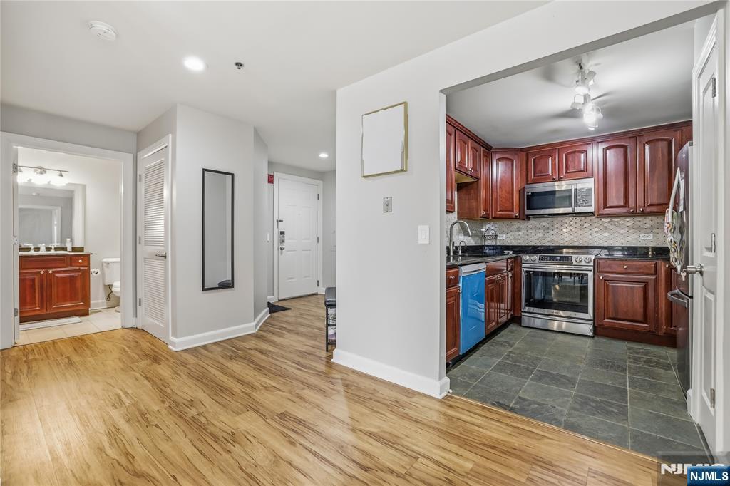 Residential in Edgewater 5