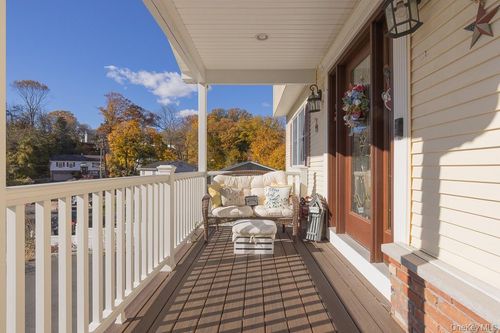 9 Georgian Dr, Stony Point, NY, 10980-1117 | Card Image