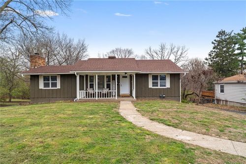 3018 Douglas St, Saint Joseph, MO, 64506-2145 | Card Image