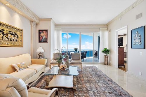ph-2903-3200 N Ocean Blvd, Fort Lauderdale, FL, 33308-7152 | Card Image