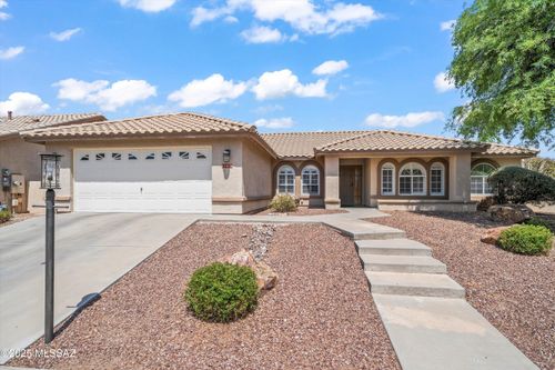 11019 N Mountain Breeze Dr, Tucson, AZ, 85737-7065 | Card Image