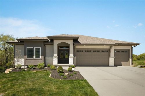 11412 Sunnybrook Blvd, Olathe, KS, 66061-4561 | Card Image