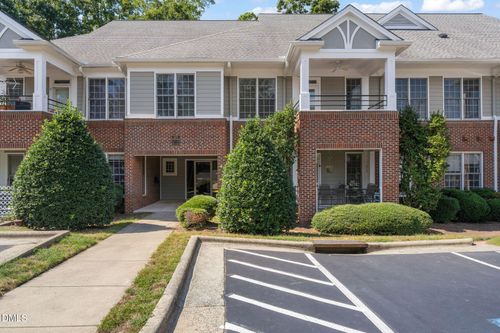 524 Aberdeen Dr, Chapel Hill, NC, 27516-4015 | Card Image