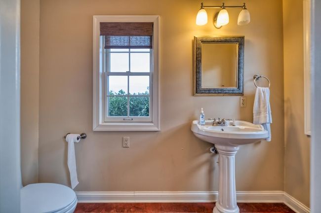 122 Fairway Acres Dr, Home with 7 bedrooms, 5 bathrooms and 3 parking in Dunmor KY | Image 86