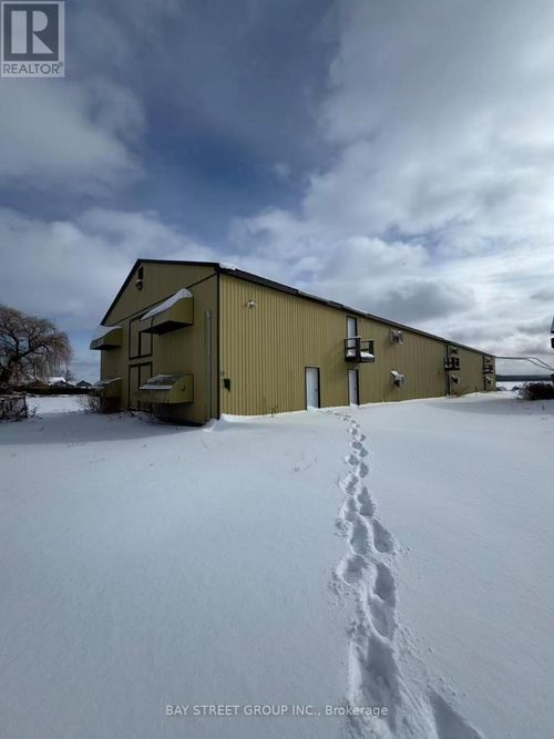 barn-4-641 Canal Rd, Bradford, ON, L3Z4C5 | Card Image