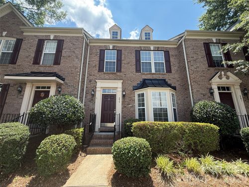 377 Armour St, Davidson, NC, 28036-6901 | Card Image