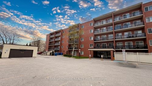 201-131 Taunton Rd E, Oshawa, ON, L1G3T8 | Card Image