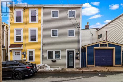 4 Carew St, St. John's, NL, A1C3N6 | Card Image