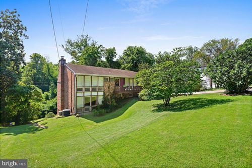 1438 Waggaman Cir, MCLEAN, VA, 22101-4004 | Card Image