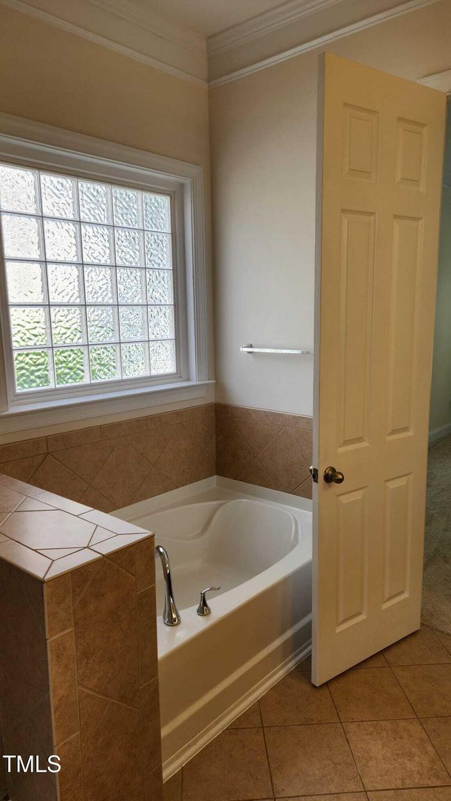 Master Bath | Image 31