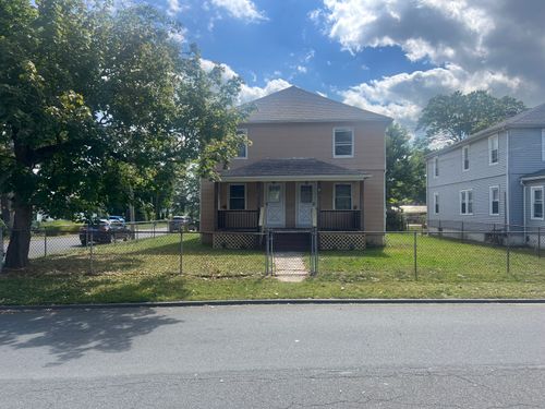 55 Sisson St, East Hartford, CT, 06118-1535 | Card Image