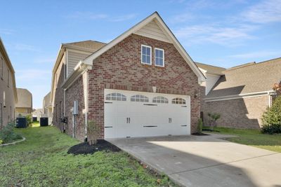 1413 Woodside Dr, House other with 3 bedrooms, 2 bathrooms and 2 parking in Lebanon TN | Image 3