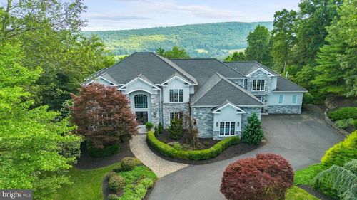 945 Lantern Hill Rd, Shavertown, PA, 18708-9474 | Card Image