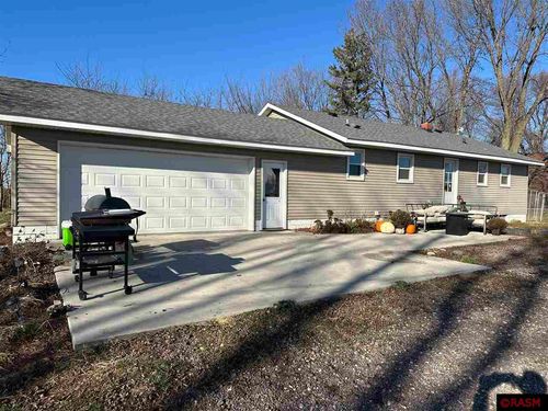 22033 478th Avenue, Lake Crystal, MN, 56055 | Card Image