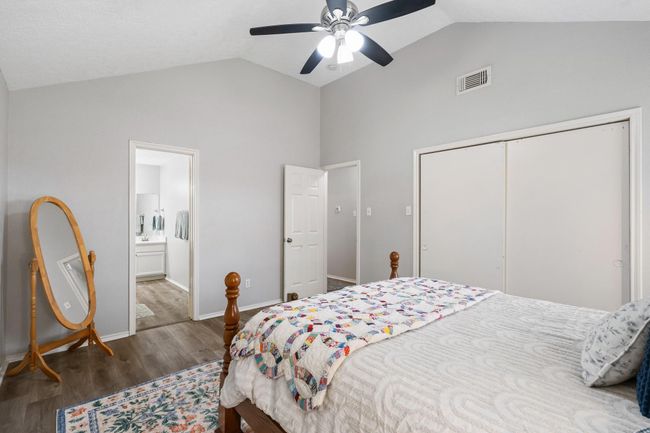 31311 N Head Dr, House other with 3 bedrooms, 2 bathrooms and 2 parking in Spring TX | Image 18