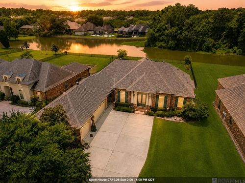 12421 Oak Alley Dr, Geismar, LA, 70734-3155 | Card Image