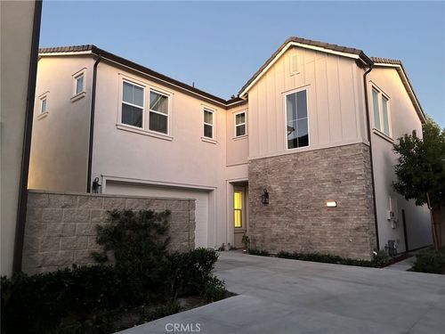 300 Brackens, Lake Forest, CA, 92630-8467 | Card Image