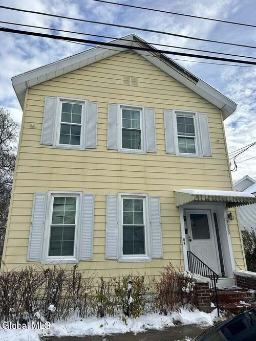 2320 10th Ave, Watervliet, NY, 12189-1701 | Card Image