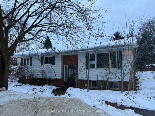 15 George Street, Brockton, ON, N0G2V0 | Card Image