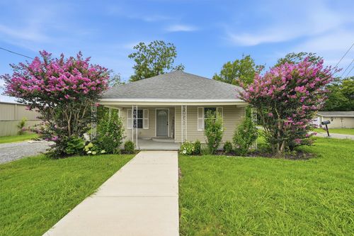 111 Britton St, Tom Bean, TX, 75489-5038 | Card Image