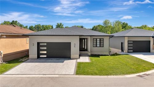 22-5 John Pound Rd, Tillsonburg, ON, N4G5X3 | Card Image