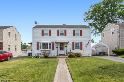 126 18th Ave, Elmwood Park, NJ, 07407-3412 | Card Image