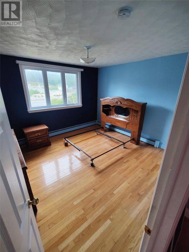 69 Main St N, House other with 2 bedrooms, 2 bathrooms and null parking in Glovertown NL | Image 9