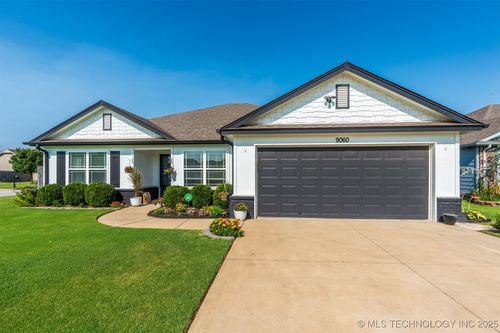 9060 S 254th East Ave, Broken Arrow, OK, 74014-5589 | Card Image