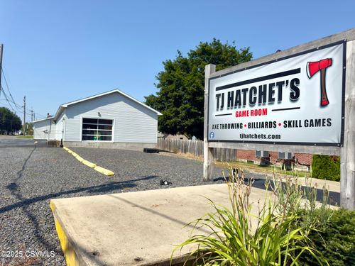 140 S Market St, Elysburg, PA, 17824-9761 | Card Image