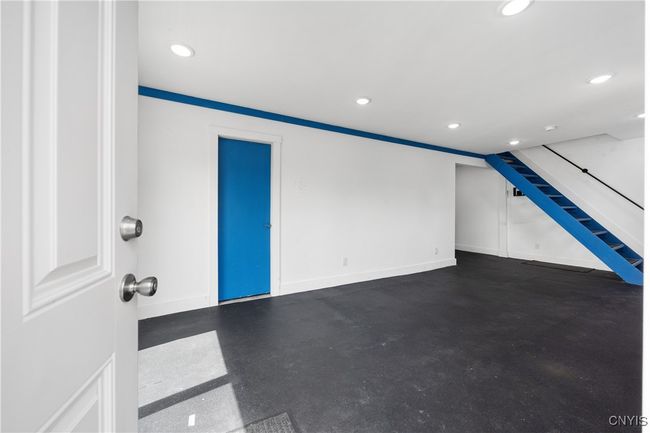 First Floor of Barn | Image 26