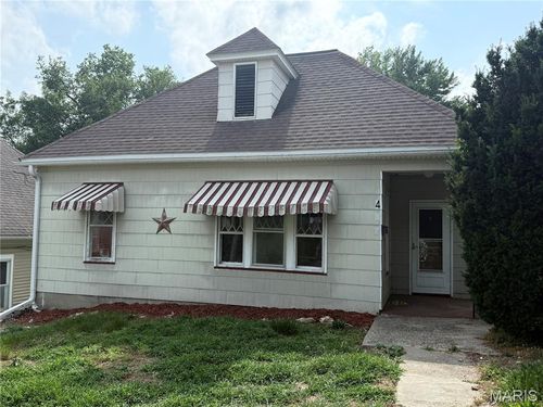 417 N Section St, Hannibal, MO, 63401-3367 | Card Image