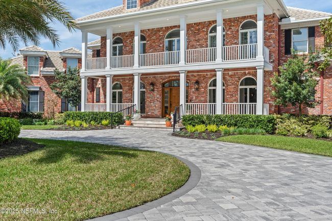 Front Entrance | Image 5