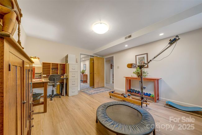23 Zephyr Dr, House other with 4 bedrooms, 2 bathrooms and null parking in Asheville NC | Image 31