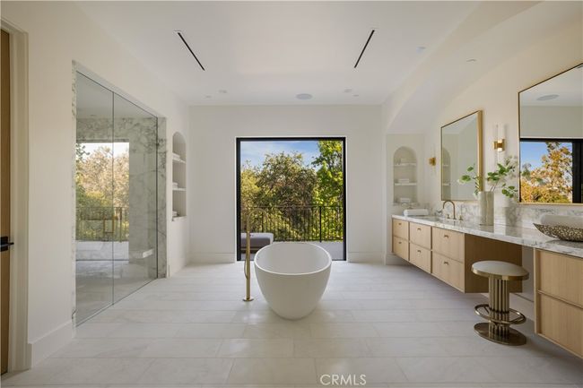 24341 Rolling View Rd, House other with 7 bedrooms, 11 bathrooms and 4 parking in Hidden Hills CA | Image 22
