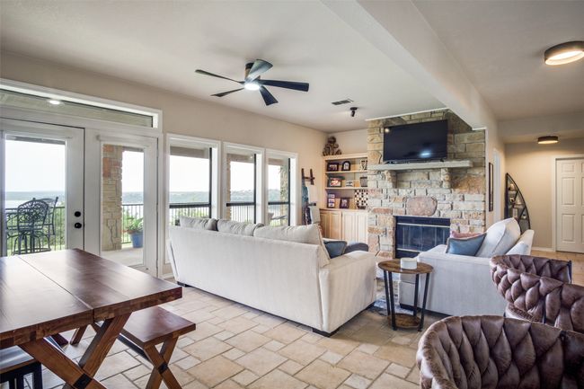 101 Eagle Pt, Condo with 2 bedrooms, 2 bathrooms and null parking in Graford TX | Image 12