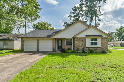 17502 Huntersglen Circle, Humble, TX, 77396 | Card Image