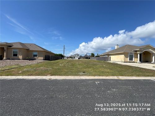 14205 Cabo Blanco Dr, Corpus Christi, TX, 78418-6527 | Card Image