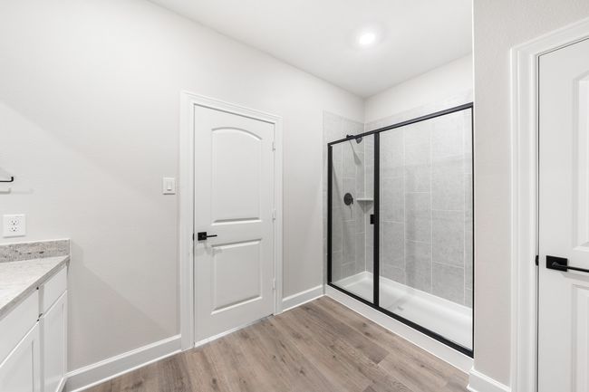 Primary bathroom. | Image 6