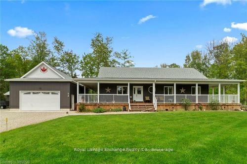 615 Cayuga Cres, Kincardine, ON, N2Z2X3 | Card Image
