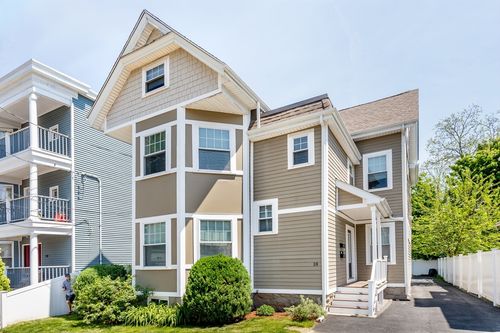 1-18 Kittredge St, Boston, MA, 02131-3540 | Card Image