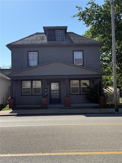 1803 Saint Joseph Ave, Saint Joseph, MO, 64505-2637 | Card Image