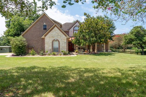 211 Brazos Hill Ln, Sealy, TX, 77474-9109 | Card Image